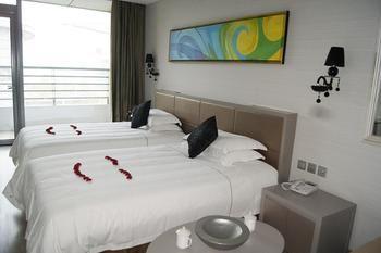 Century Sailboat Apartment Hotel Rizhao Exterior photo